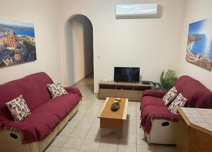 Silver Shadow Maisonette مرسلوك