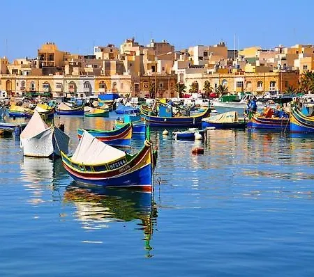 Silver Shadow Maisonette * Marsaxlokk