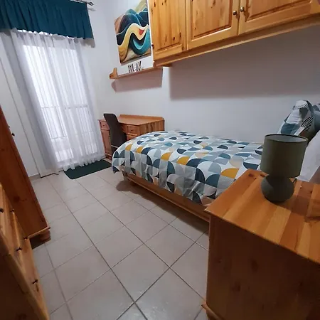 Silver Shadow Maisonette Apartment Marsaxlokk