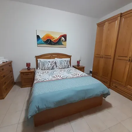 Silver Shadow Maisonette * Marsaxlokk