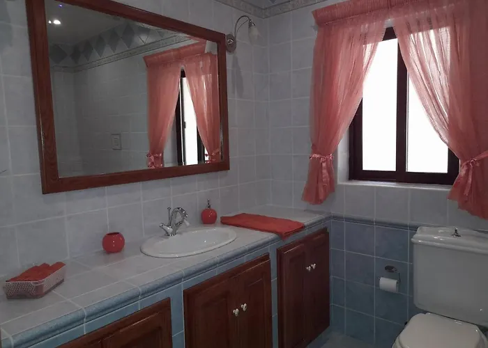 Silver Shadow Maisonette Marsaxlokk