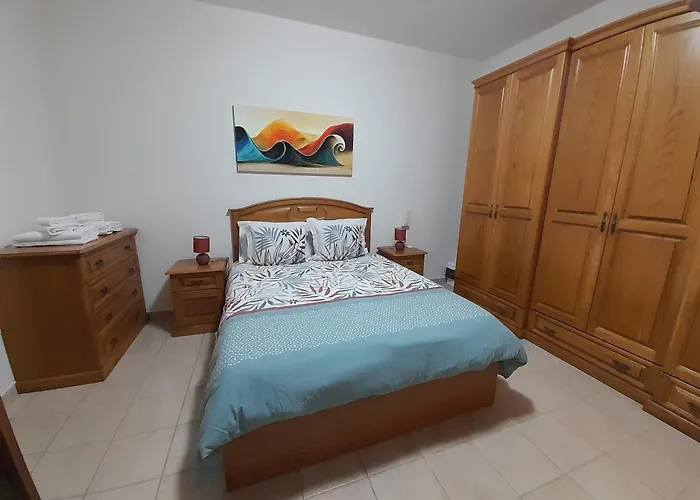 Silver Shadow Maisonette * Marsaxlokk